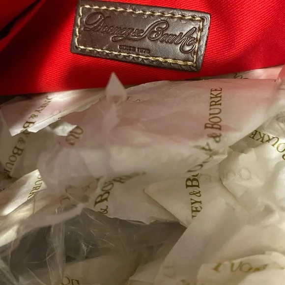 DOONEY & BOURKE DAVIS TASSEL TOTE - Picture 4 of 6